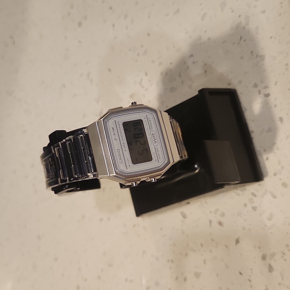 BRAND NEW Casio watch silver white face clear band